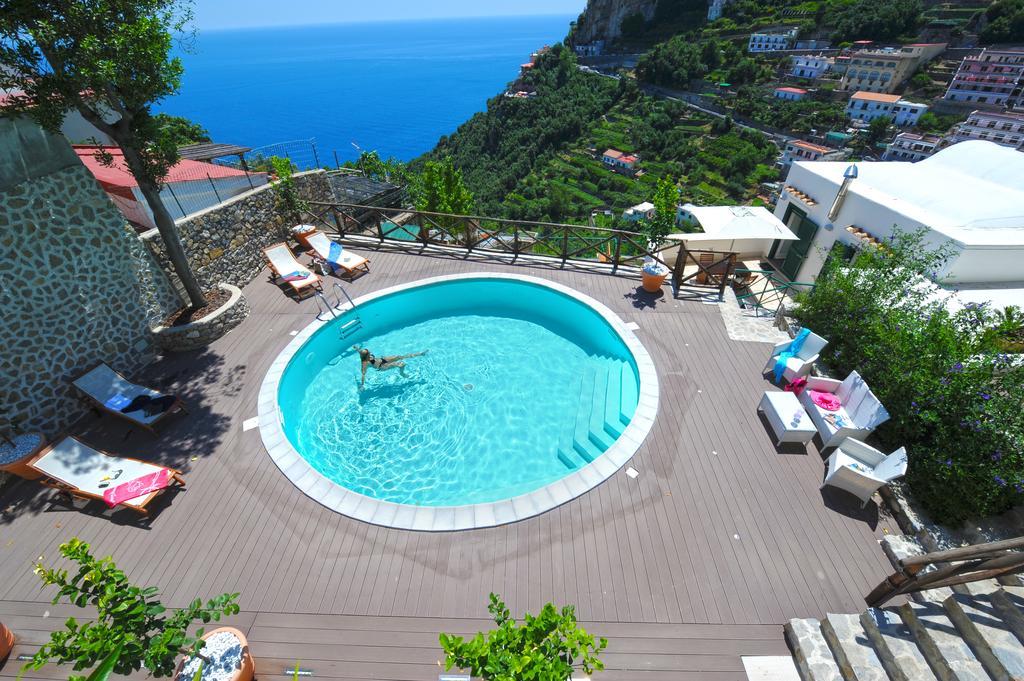 Villa Knight Amalfi Exteriör bild