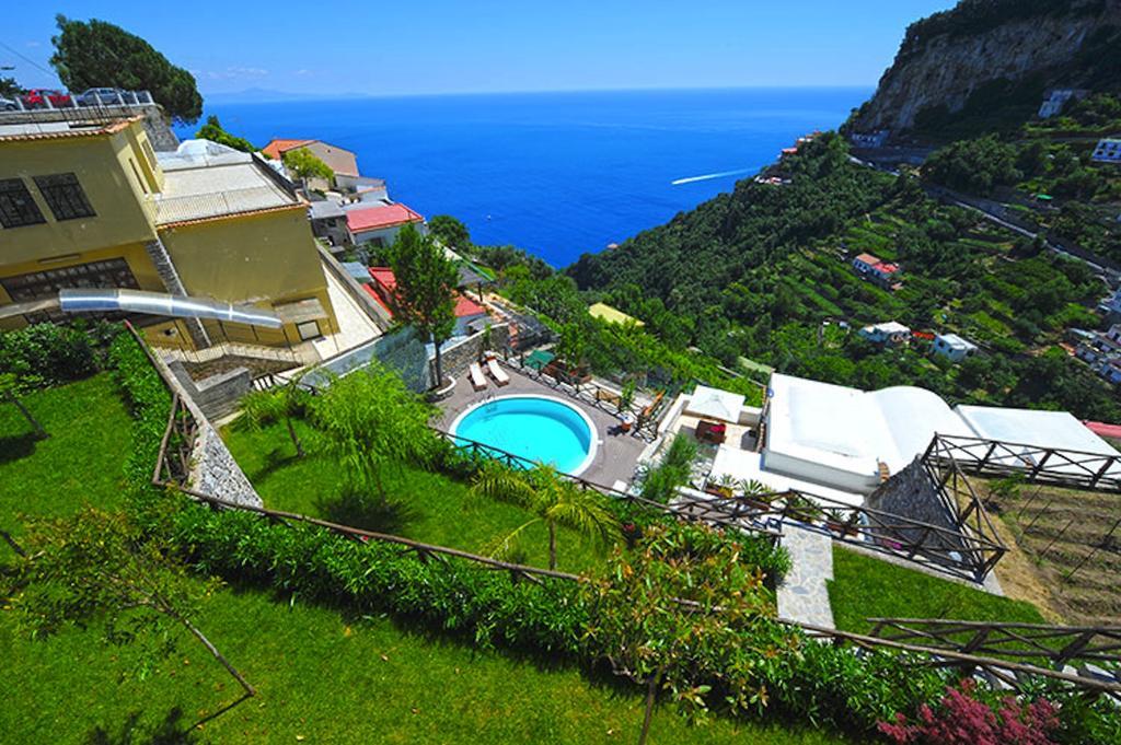Villa Knight Amalfi Exteriör bild